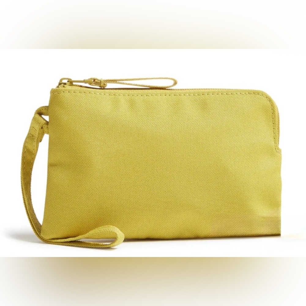 Vera Bradley Golden Olive Essential Zip Wristlet Bag